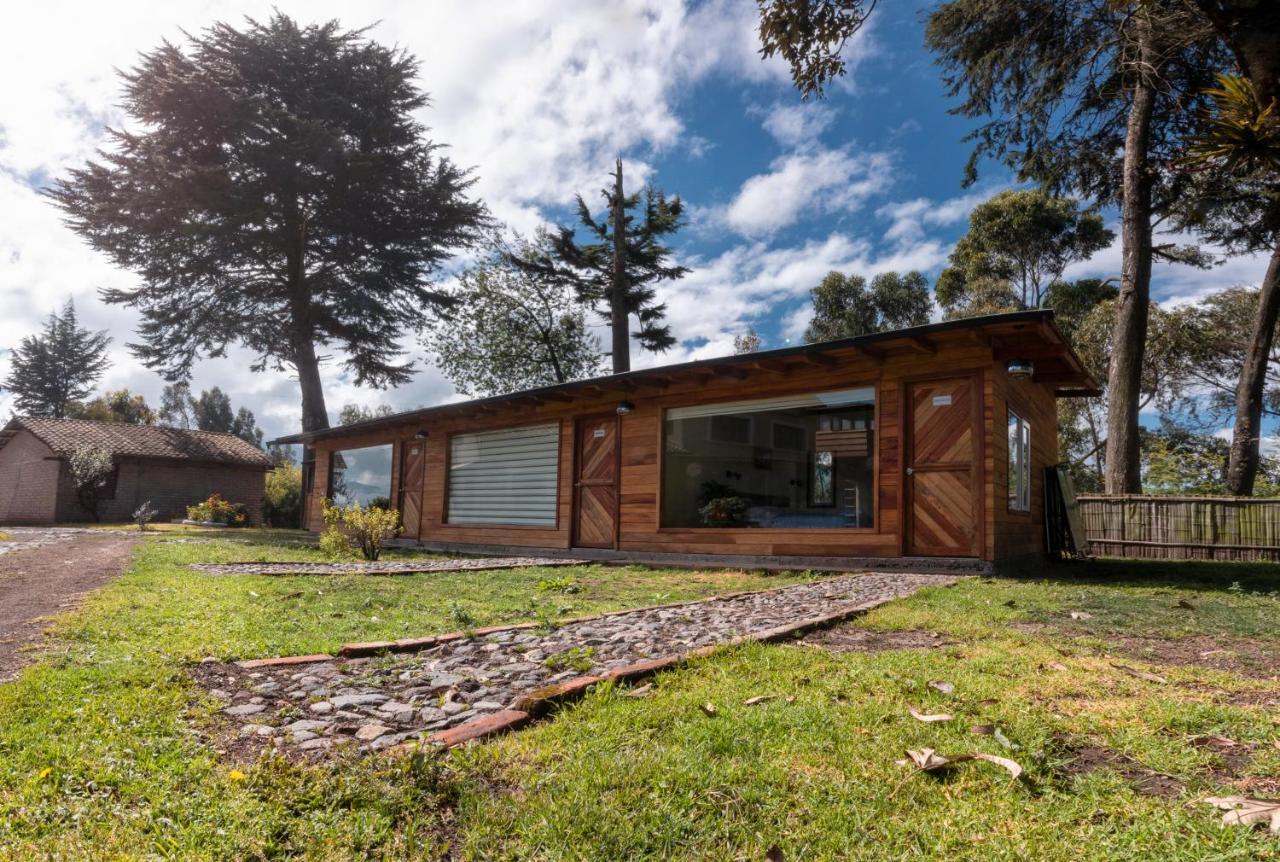Hosteria Papagayo Cotopaxi Machachi Luaran gambar